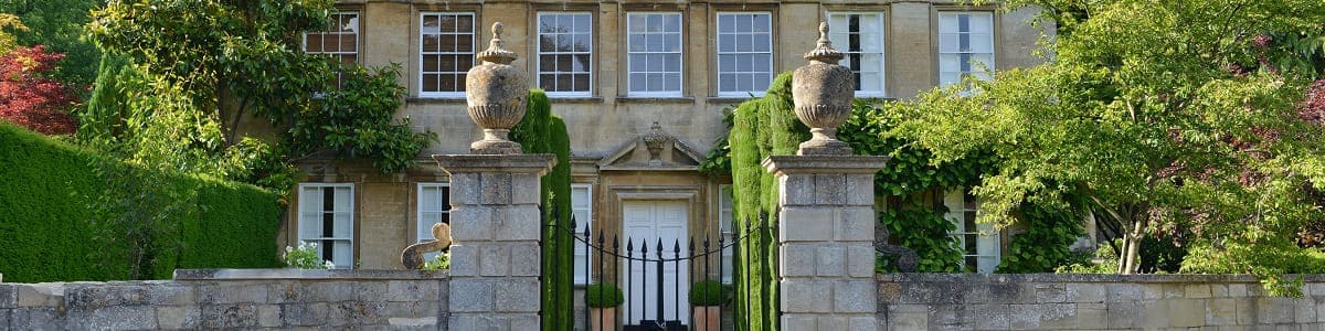 case study hotel bridging loan