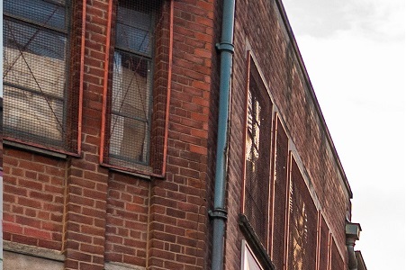 commercial building in the UK header image