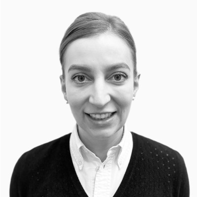 Agnieszka Chmarowska Senior Product Analyst